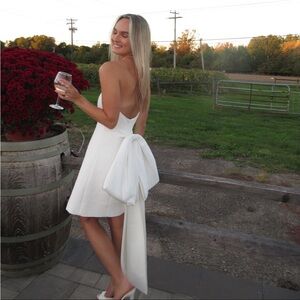 Anthropologyogy/ sachin and Babi grace strapless bridal bow mini white dress